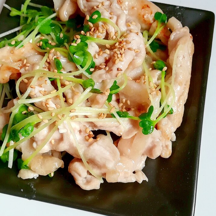 ごま油香る 豚切り落とし肉とかいわれ大根の炒め和え レシピ 作り方 By みずたまsweet 楽天レシピ ごま油香る 豚切り落とし肉とかいわれ大根の炒め和え レシピ 作り方 By みずたまsweet 楽天レシピ